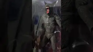 The Howling! From Syndicate Collectibles comes the 1/12 scale figure from  The Howling!