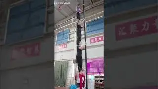 Acrobatic Women #139