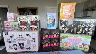 Unboxing Grace's Random Blind Boxes from Hot Topic and Pop Mart