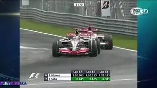 Takuma Sato dando espect&aacute;culo con el Super Aguri