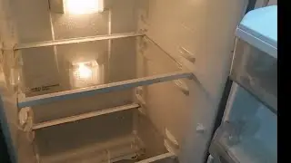 porque mi refrigerador tira agua por la parte de abajo