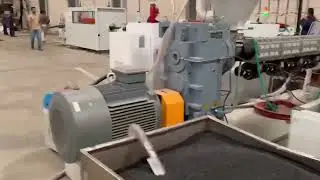 PE Insulation pipe machine with coil 