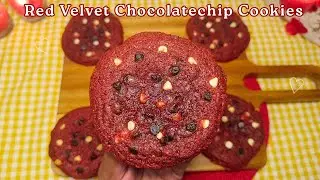 Soft & Chewy Red Velvet Chocolate Chip Cookies | Baking Therapy ♡