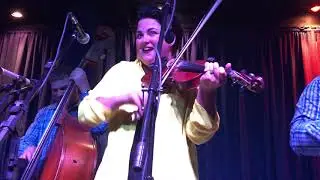 Lizzy Long shredding up the fiddle on Lee Highway Blues!