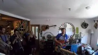 Papa Le Gal Sweet Love Horns clip