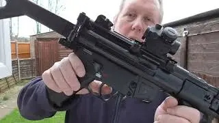 UMAREX H&K MP5K / VICTOPTICS RED DOT ACCURANCY TEST    01/01/2023