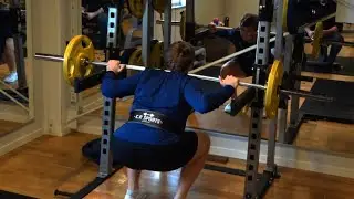LEGDAY! First squat in months. Fixing stiffness / Baselada vlog