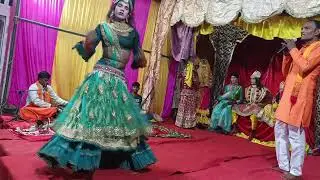 मैं गोरी बरसाने की ललितामेरा नाम सुंदरभजन लाइक करें सब्सक्राइब करें 8175827522