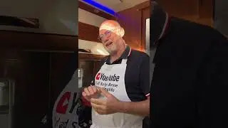 Carl & Sally make cinnamon rock buns in thier #mobilvetta #motorhome in Portugal 