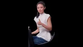 Jennie almost dieing on hot ones 😂 (she's ok 🤗)