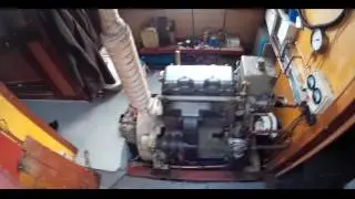 Classic Narrowboat Engine : 1950 Gardner 3LW cold start