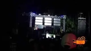 La Mosca Vs Soultrain Tirandose Satira Las 2  En Guerra