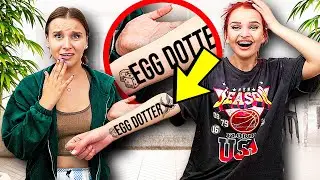 Schwester bekommt ein TATTOO ! 😰😭 ( es hat Schreibfehler) - Celina