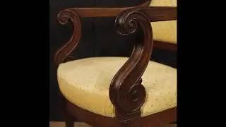 Antiche poltrone francesi del XIX secolo