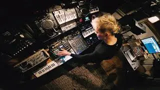 dark Elektron Analog Rytm, Korg Minilogue, 1010 Blackbox, Elektron Analog Four, H9, Eventide H9