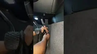 How to: remove BMW E90/E92  gas pedal 06-11 325/328/330/335 3 SERIES