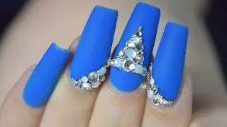Stones on matte nails