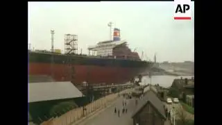 TANKER LAUNCH - COLOUR