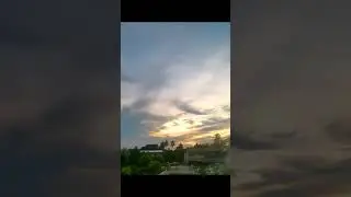 the sunset colours reflect off medium cloud cover #timelapsevideos #timelapse #skylapse #sunset