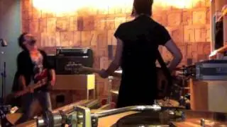 Elara - A faint sun rises over the horizon - live at Slow Record Shop (Record Store Day 2013)