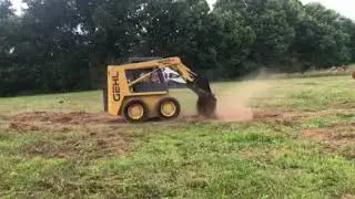 Gehl. Skidsteer rubber tire