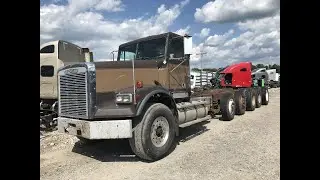 1993 Freightliner FLD120SD - Parts Unit 93WH100