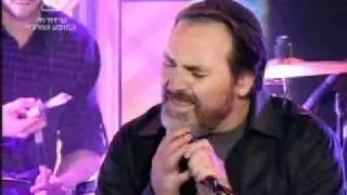 בני אלבז שר באנגלית