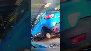: Changing Tires ON THE FLATBED?! 🤯 | No Parking Fix #towing #recovery #shorts #tyrechange