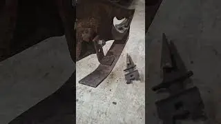IH 25V sickle mower. outer sole repair. i,m gettin there.#farming #farmlife