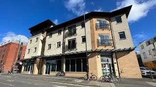 NOW LET: Recently decorated & carpeted two double bedroom apartment in the heart of the Town Centre.