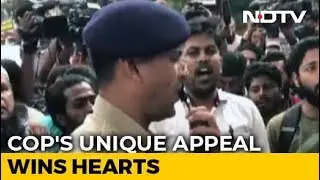 Watch: Top Bengaluru Cop Sings National Anthem To Pacify Protesters