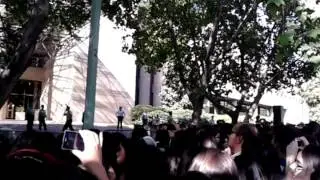 Beliebers En El Hotel HYATT - Justin En Chile 2013