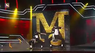 Tiger Shroff dancing in MJ Style