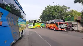 suasana Pagi Agen Pasar rebo`ada Bus Tingkat Narendra dll