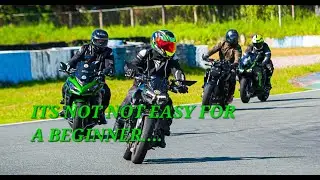 NOT EVERY THING IS EASY INSIDE THE RACE TRACK.... FOR A BEGINNER....