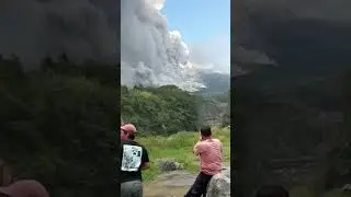 erupsi gunung merapi hari ini..11 maret 2023