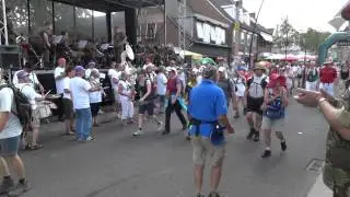 Doorkomst Nijmeegse Vierdaagse 2014 door Groesbeek met dweilorkest Fantatteme
