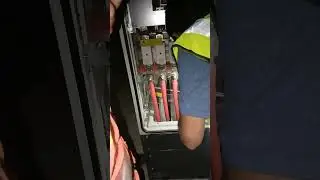 inverter DC side. #trending #viral #solarenergysystem #ytshorts