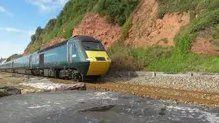 GWR 43093 and 43092 pass Dawlish sea wall heading to Exeter St Davids