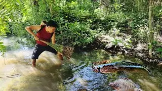 catch underwater monsters with homemade traps