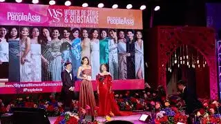 Мисс Вселенная Филиппины Мишель Ди получает награду на конкурсе PeopleAsia Women of Style and Substance 2023