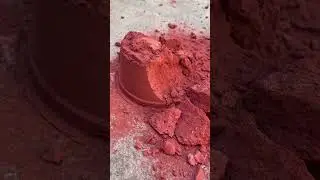 Crushing red chalk #satisfying #sandmentcrushing #asmrtriggers #asmrvideos #creativeclayideas