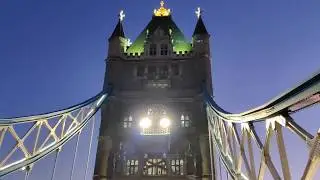 Crossing Tower Bridge at Night 🌇 | London Walk