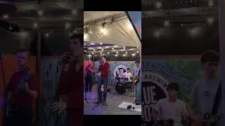 Redline Performs &ldquo;Dreams&rdquo; by Fleetwood Mac at Blue Note Brewing Co.