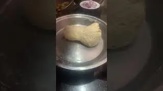 Aalo vala kulcha aur Imli onions ki chatni