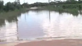 Robinvale Wines Floodwater Jan 2011