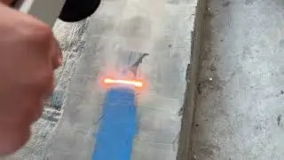 300W Gaussian Pulsed Laser Cleaning: Removing Paint from Stone Surfaces#lasercleaning#stonecleaning