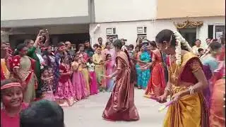 జయజయ జయజయ వినాయక ....ఆకర్షించిన మహిళాకోలటం