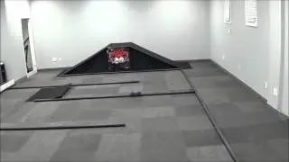 Redcat Volcano 18 1/18 on Runtime Rc indoor track