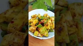 Spicy and Tangy Guava with Chilli and Salt #shorts​ #guava​ #food​ ​ #asmr​ #trending​ #viralfood​